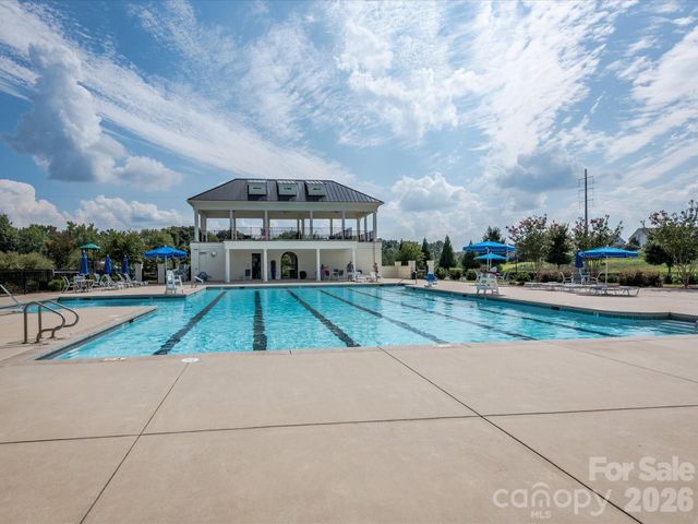 11915 Stirling Field Drive, Pineville, NC 28134