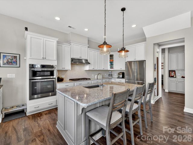 11915 Stirling Field Drive, Pineville, NC 28134