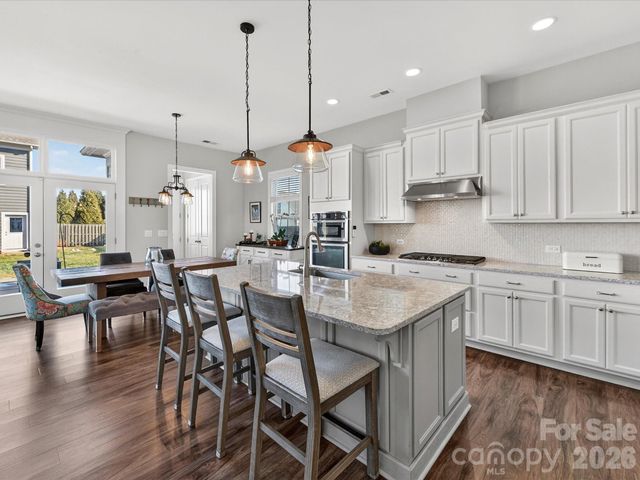 11915 Stirling Field Drive, Pineville, NC 28134