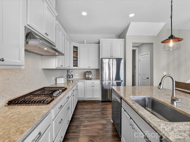 11915 Stirling Field Drive, Pineville, NC 28134