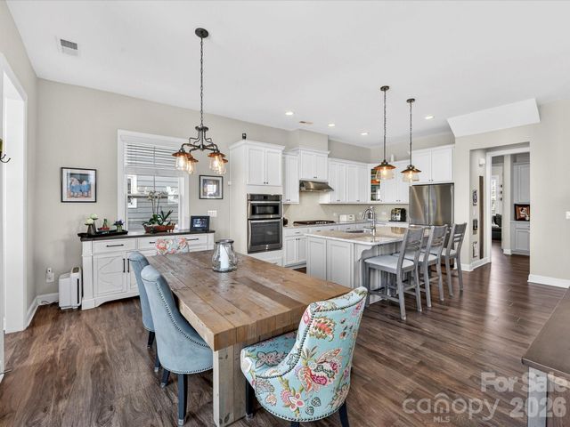 11915 Stirling Field Drive, Pineville, NC 28134