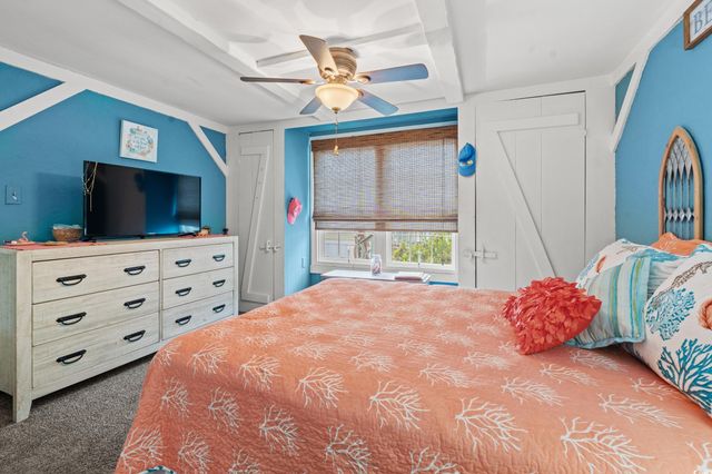 59 Crooked Island Circle, Murrells Inlet, SC 29576