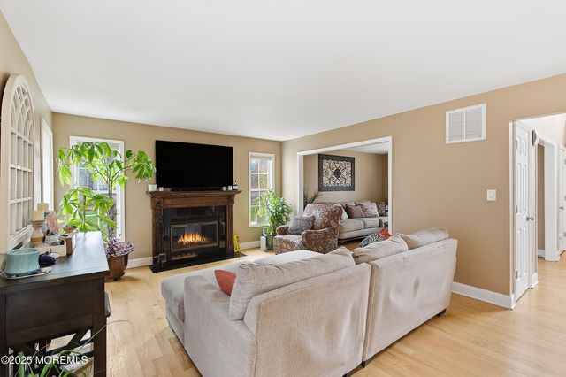 649 Toms River Road, Jackson, NJ 08527