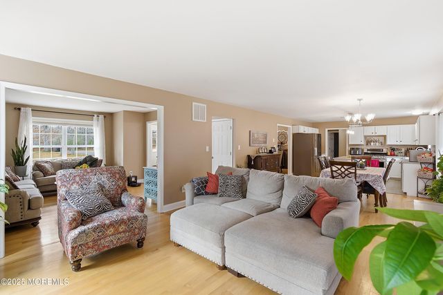 649 Toms River Road, Jackson, NJ 08527