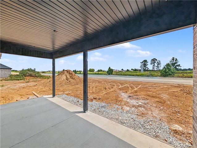 7735 Scenic Valley Avenue, Springdale, AR 72762