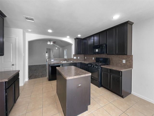 6534 Brimridge Lane, Houston, TX 77048