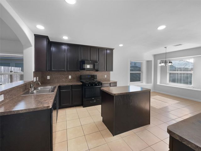 6534 Brimridge Lane, Houston, TX 77048