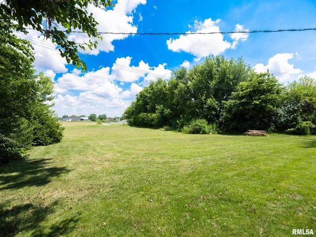 1103 EAGLE Avenue, Washington, IL 61571