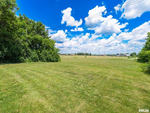 1103 EAGLE Avenue, Washington, IL 61571