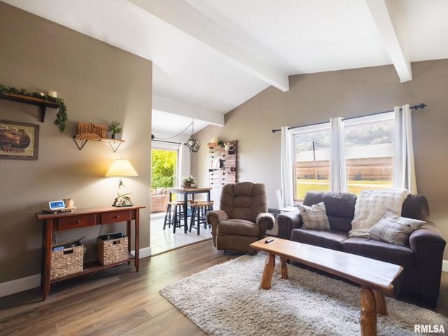 1103 EAGLE Avenue, Washington, IL 61571