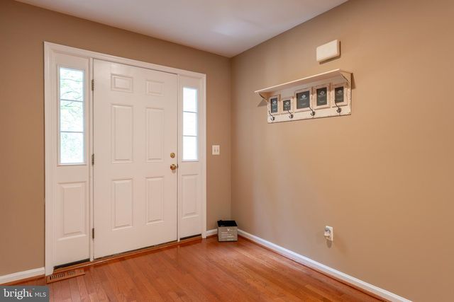 216 SPOTSWOOD RD, Locust Grove, VA 22508