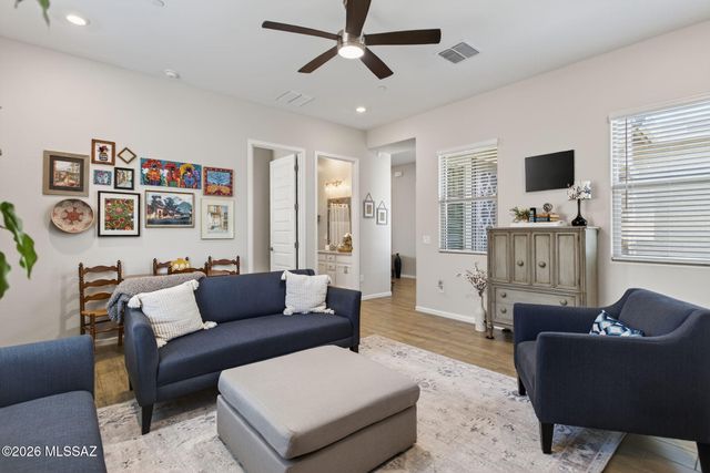 6571 W Antler Bend Place, Marana, AZ 85658