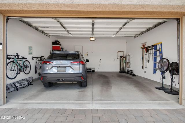 6571 W Antler Bend Place, Marana, AZ 85658