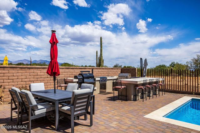 6571 W Antler Bend Place, Marana, AZ 85658