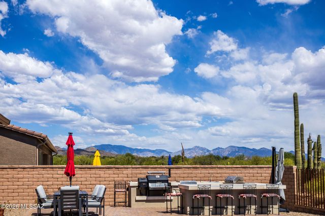 6571 W Antler Bend Place, Marana, AZ 85658