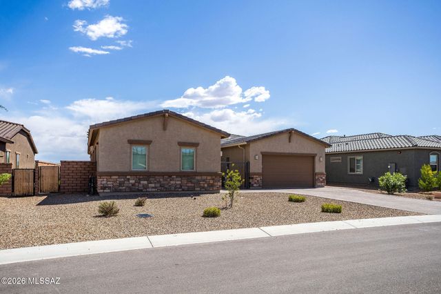 6571 W Antler Bend Place, Marana, AZ 85658