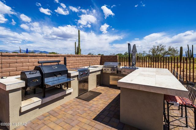 6571 W Antler Bend Place, Marana, AZ 85658