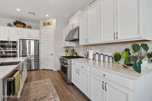 6571 W Antler Bend Place, Marana, AZ 85658