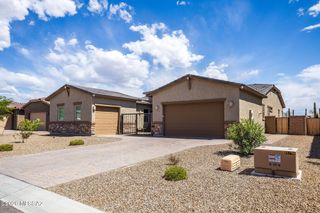 6571 W Antler Bend Place, Marana, AZ 85658