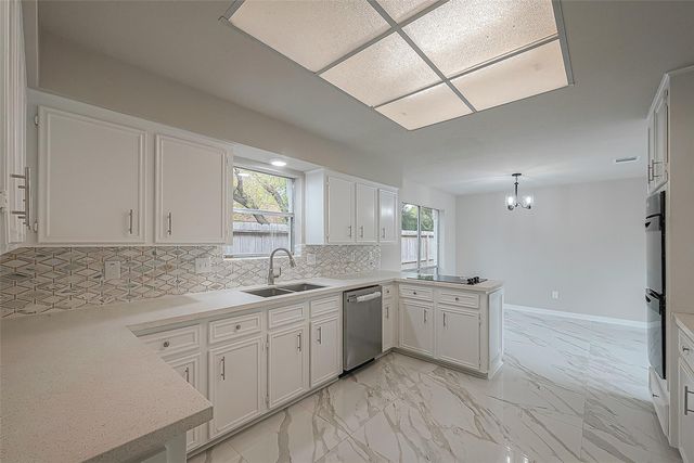 10811 Villa Lea Lane, Houston, TX 77071