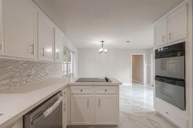 10811 Villa Lea Lane, Houston, TX 77071