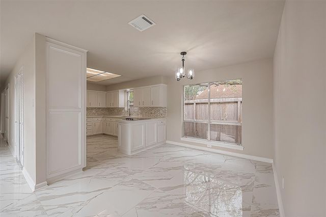 10811 Villa Lea Lane, Houston, TX 77071