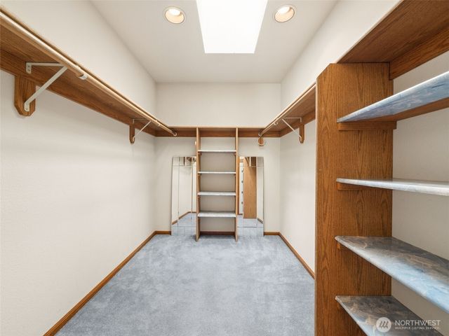 24315 SE 225th Street, Maple Valley, WA 98038