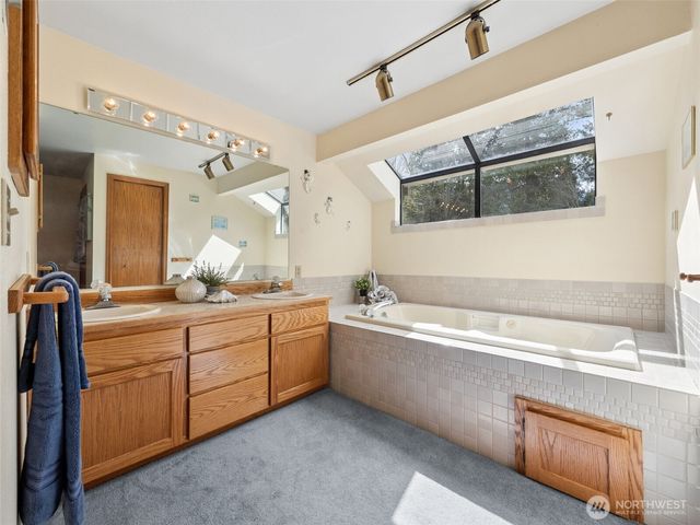 24315 SE 225th Street, Maple Valley, WA 98038
