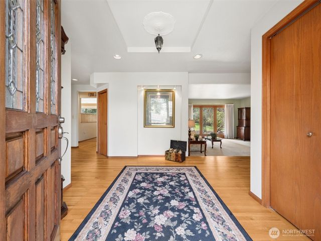 24315 SE 225th Street, Maple Valley, WA 98038