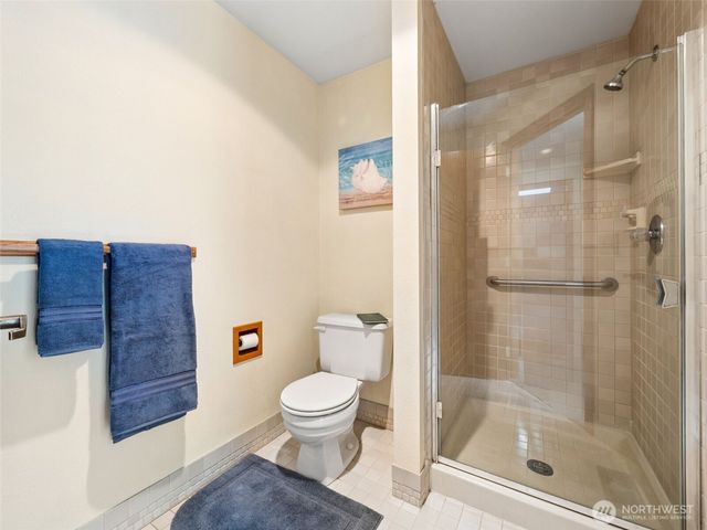 24315 SE 225th Street, Maple Valley, WA 98038