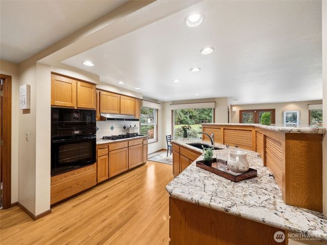 24315 SE 225th Street, Maple Valley, WA 98038