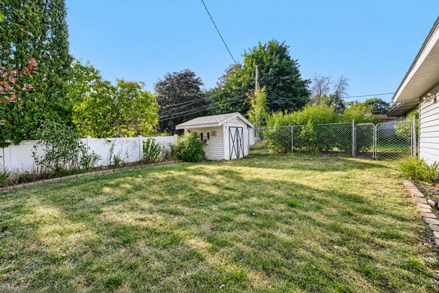 2244 Mcmenemy Street, Maplewood, MN 55117