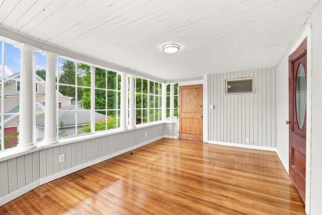 18 Summer Street, Nashua, NH 03064