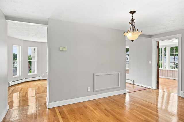 18 Summer Street, Nashua, NH 03064