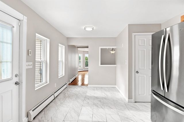 18 Summer Street, Nashua, NH 03064