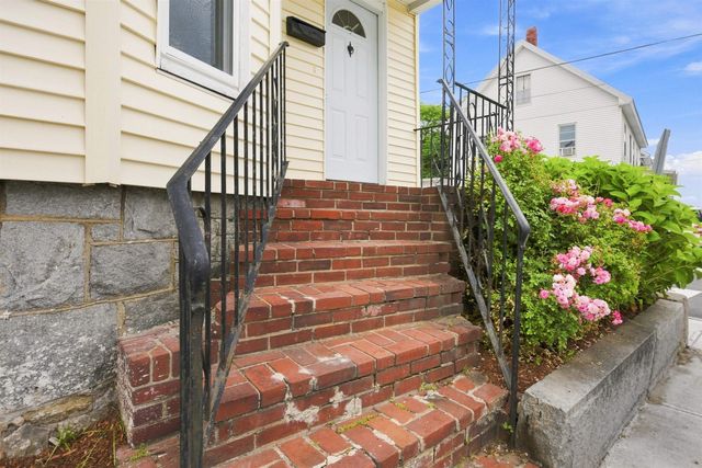 18 Summer Street, Nashua, NH 03064