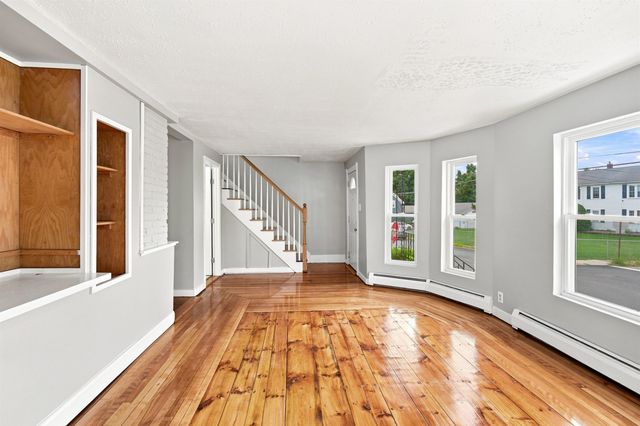 18 Summer Street, Nashua, NH 03064
