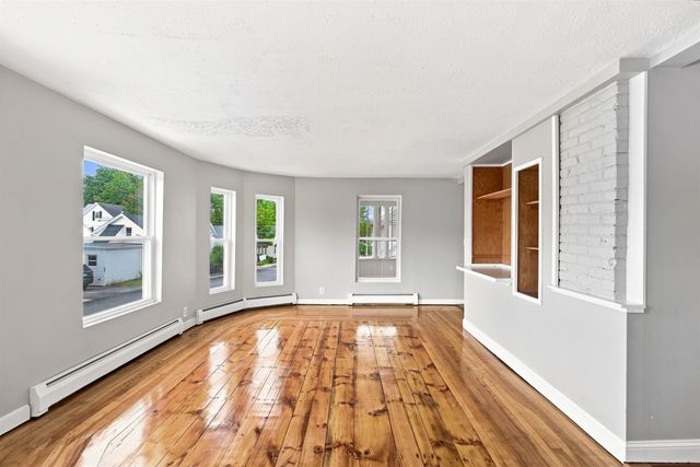 18 Summer Street, Nashua, NH 03064
