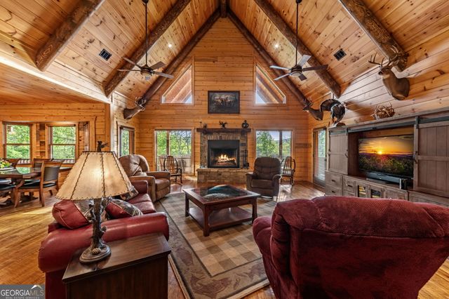 460 Wikle Drive, Ellijay, GA 30540
