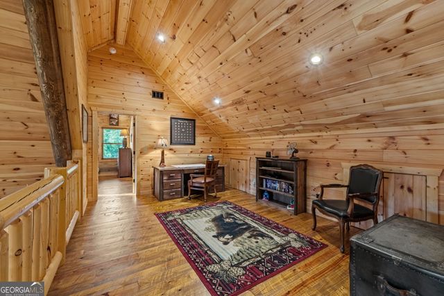 460 Wikle Drive, Ellijay, GA 30540