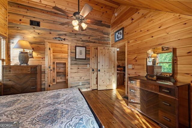 460 Wikle Drive, Ellijay, GA 30540