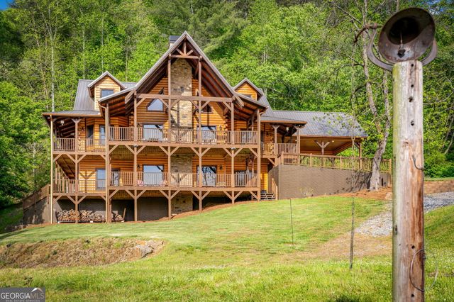 460 Wikle Drive, Ellijay, GA 30540
