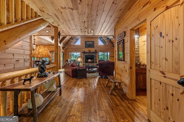 460 Wikle Drive, Ellijay, GA 30540
