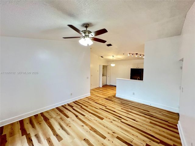 5570 NW 61st St 930, Coconut Creek, FL 33073