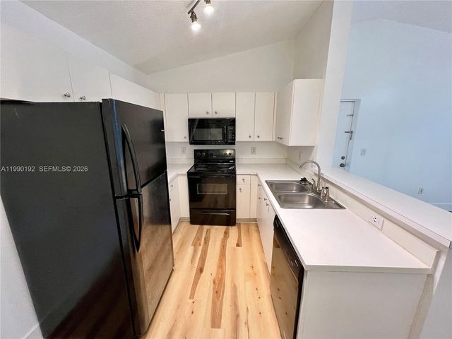 5570 NW 61st St 930, Coconut Creek, FL 33073