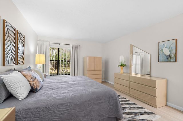 5087 Oak Hill Lane 315, Delray Beach, FL 33484