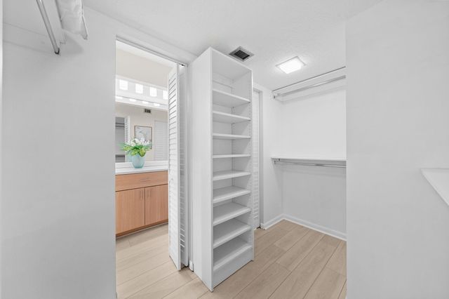 5087 Oak Hill Lane 315, Delray Beach, FL 33484