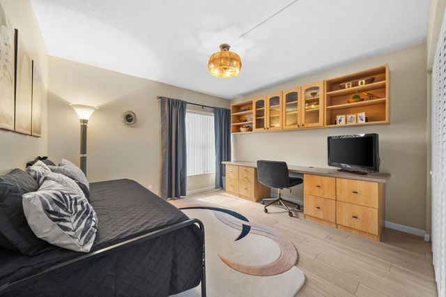 5087 Oak Hill Lane 315, Delray Beach, FL 33484