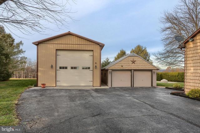 2103 THOMPSON AVE, Jonestown, PA 17038