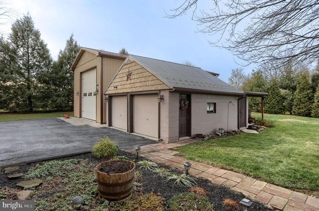 2103 THOMPSON AVE, Jonestown, PA 17038